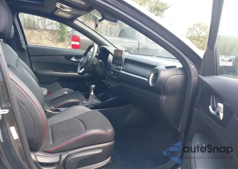 2021 Kia Forte Gt Manual z USA, uszkodzony, nr VIN 3KPF44AC0ME295466